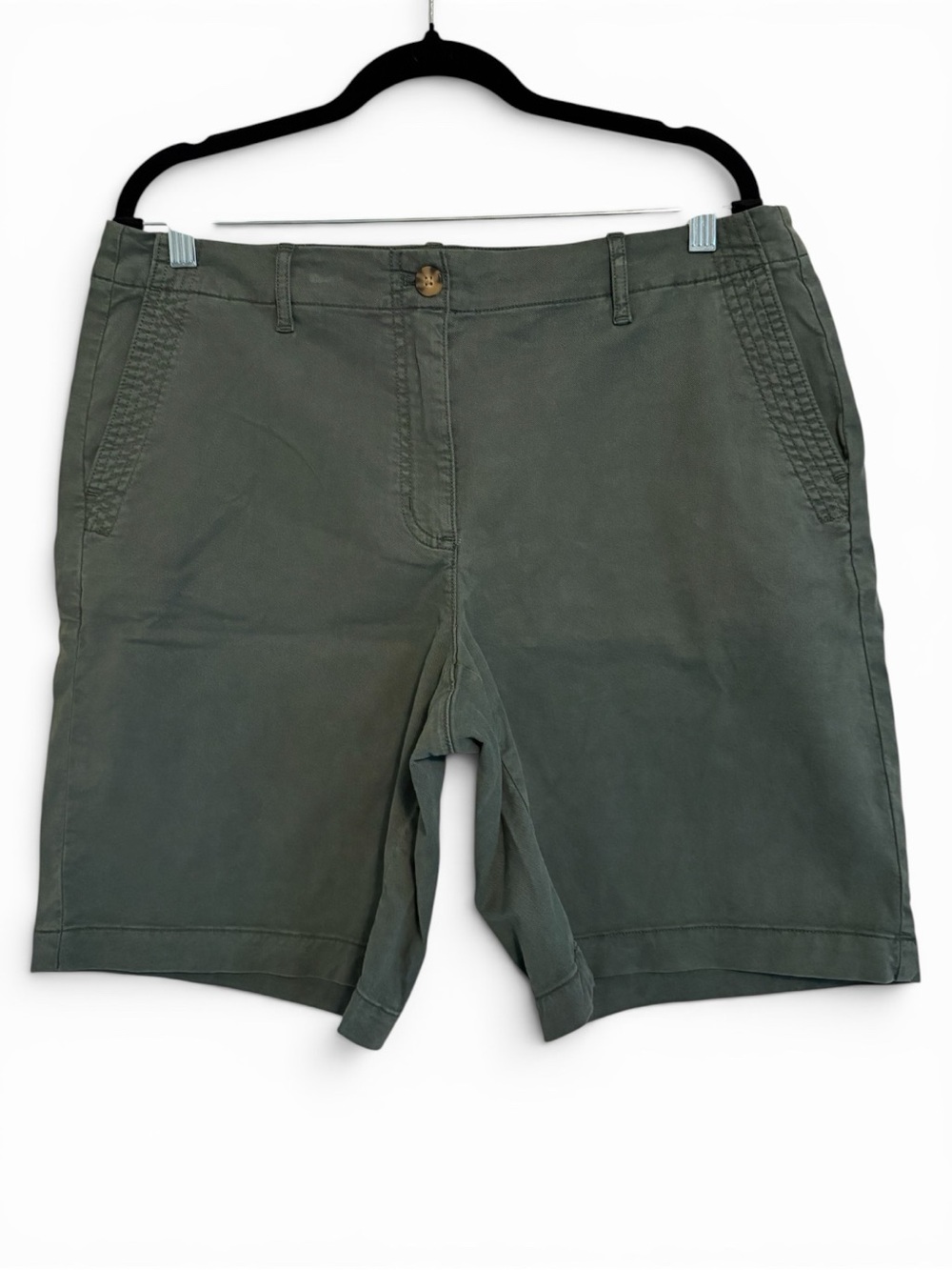 J. Jill Dark Green Flat Front Shorts with Trapunto Stitching Sz 12